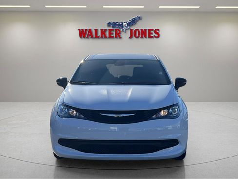 New 2026 Chrysler Voyager LX FWD image 1