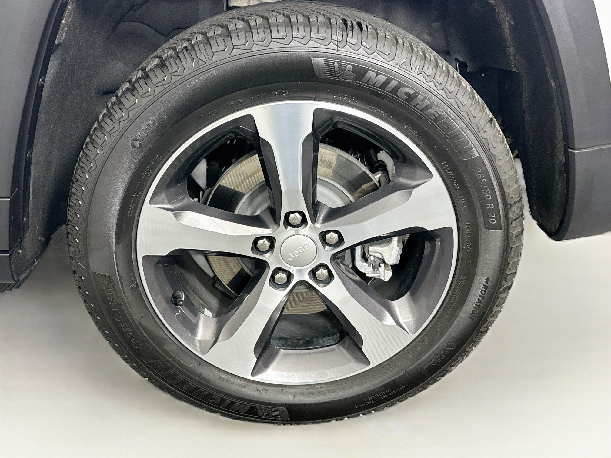 Used 2023 Jeep Grand Cherokee 4WD 4xe image 11