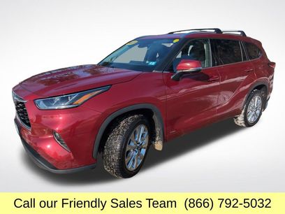 Used 2023 Toyota Highlander Limited