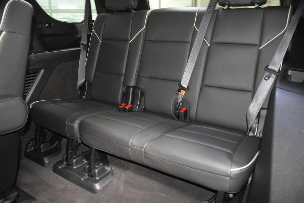 Used 2024 Cadillac Escalade Sport w/ Touring Package AWD/4WD image 46