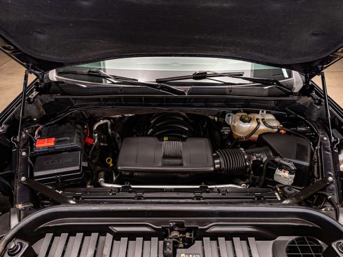 Used 2022 GMC Sierra 1500 AT4 w/ AT4 Premium Package image 32