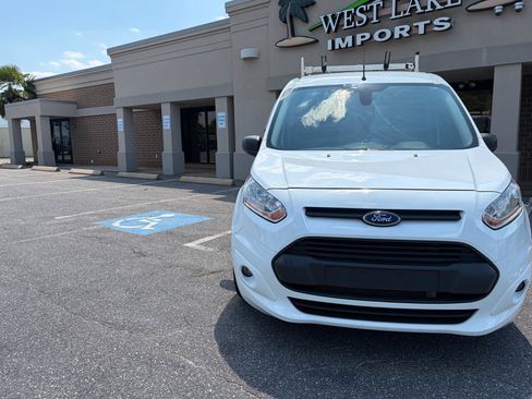 Used 2018 Ford Transit Connect XLT FWD image 12