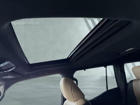 Certified 2024 Lexus GX 550 image 16