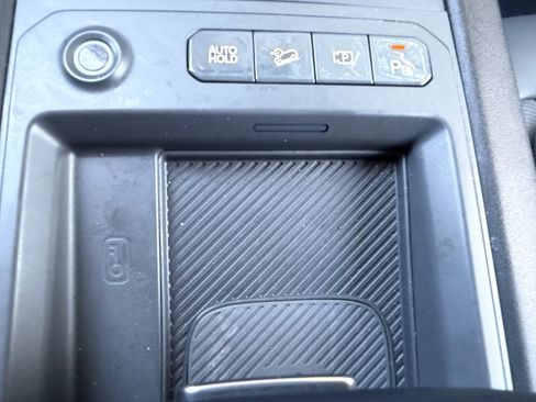 Used 2024 Kia EV9 Light RWD image 27