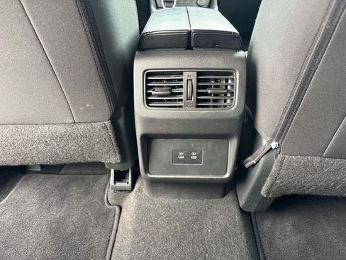 Used 2024 Nissan Rogue SV FWD image 13