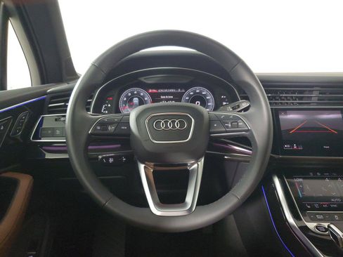 Used 2023 Audi Q7 3.0T Premium Plus AWD/4WD image 16