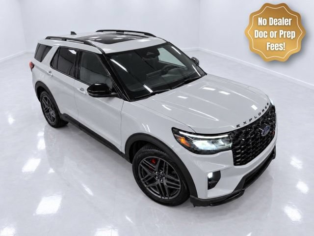 Used 2026 Ford Explorer ST AWD/4WD image 2