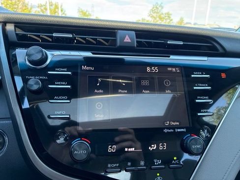Used 2018 Toyota Camry SE w/ Audio Package FWD image 13