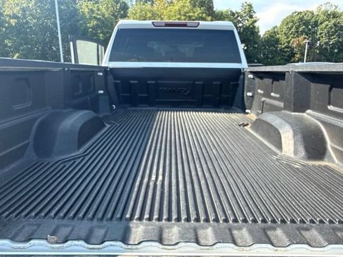 Used 2024 Chevrolet Silverado 2500 LT AWD/4WD image 24