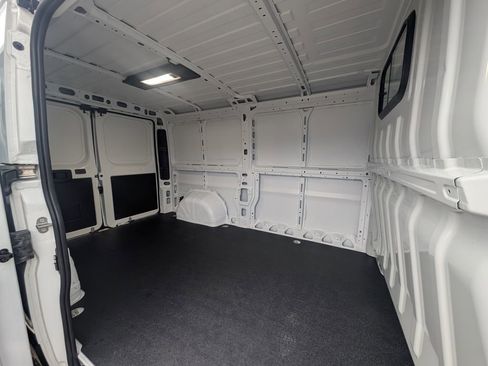 New 2026 RAM ProMaster 1500 w/ Quick Order Package 22G SLT image 35