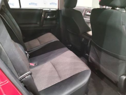 Used 2021 Toyota 4Runner TRD Off-Road image 10