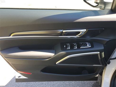 New 2025 Kia Telluride S image 21