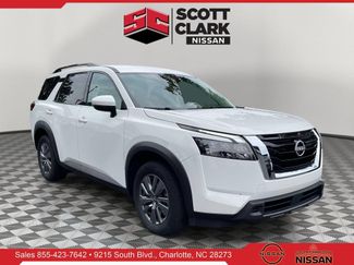 Used 2025 Nissan Pathfinder SV AWD/4WD 360° Tour