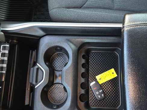 Used 2019 RAM 1500 Big Horn AWD/4WD image 22