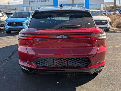 New 2026 Chevrolet Equinox EV RS image 7