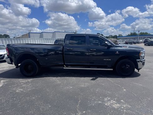 Used 2019 RAM 3500 Tradesman image 4