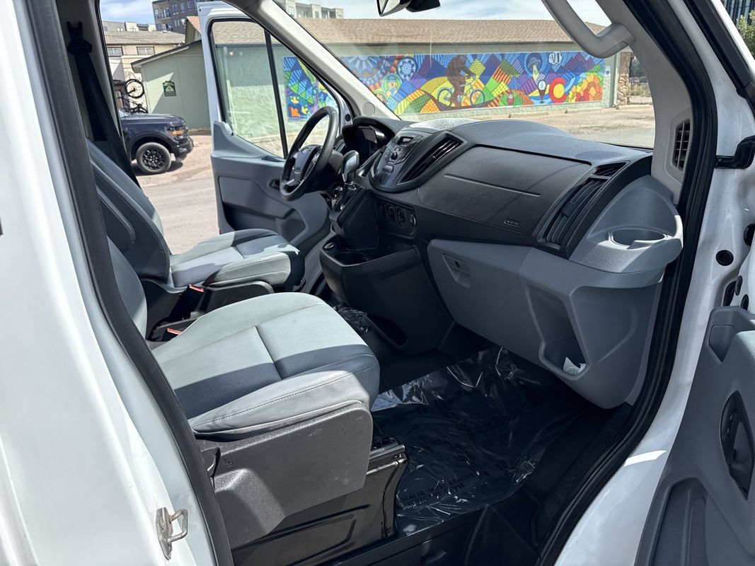 Used 2018 Ford Transit 150 148 Medium Roof RWD image 22