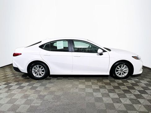 Certified 2025 Toyota Camry LE image 9