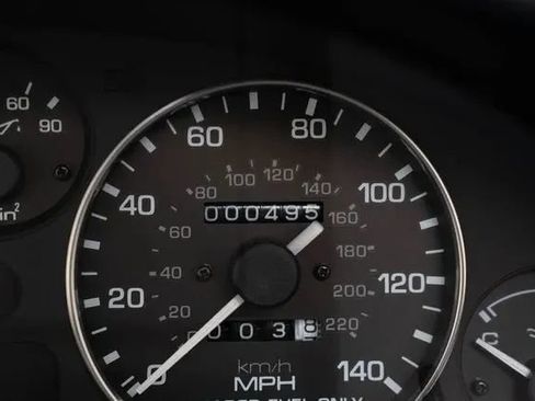 Used 1990 MAZDA MX-5 Miata RWD image 23