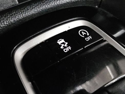 Certified 2024 Toyota Corolla Cross LE image 14