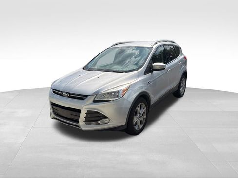 Used 2014 Ford Escape Titanium FWD image 3