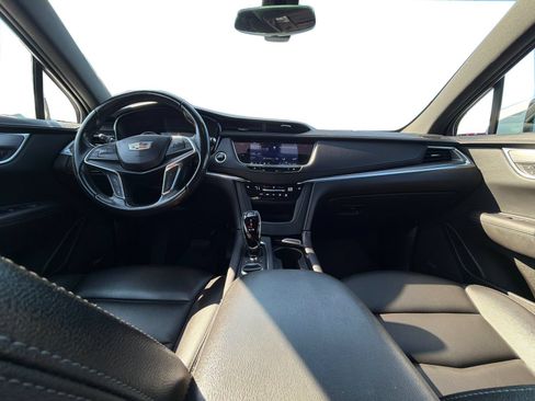 Certified 2023 Cadillac XT5 Luxury AWD/4WD image 13