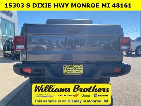 Used 2020 Jeep Gladiator Sport w/ Quick Order Package 24S image 6