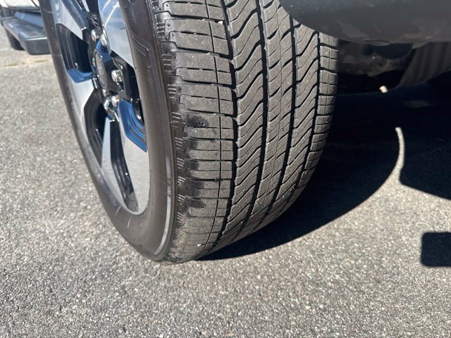 Certified 2024 Ford F150 Lightning Platinum AWD/4WD image 9