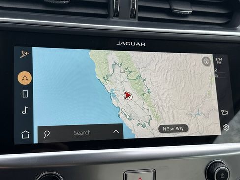 Used 2022 Jaguar I-PACE HSE image 16