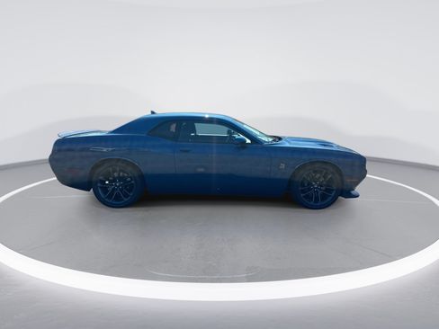 Used 2021 Dodge Challenger R/T Scat Pack RWD image 10