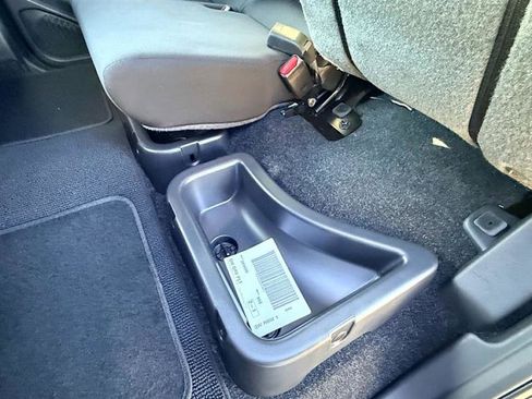 Used 2026 Nissan Frontier PRO-4X w/ Pro-4x Convenience Package image 28