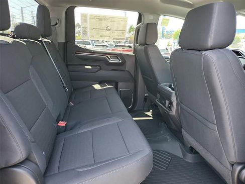 Certified 2024 Chevrolet Silverado 1500 LT Trail Boss w/ LPO, Dark Essentials Package AWD/4WD image 18