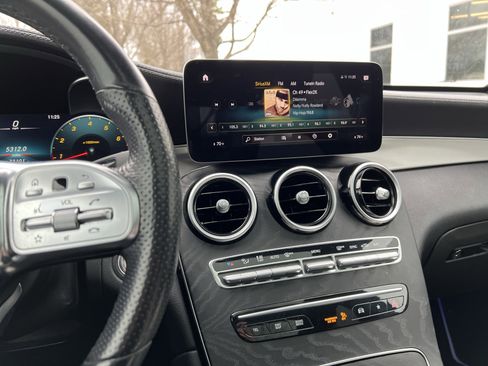 Used 2020 Mercedes-Benz GLC 300 4MATIC image 18