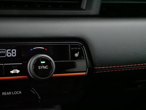 Used 2026 Honda Pilot TrailSport image 31