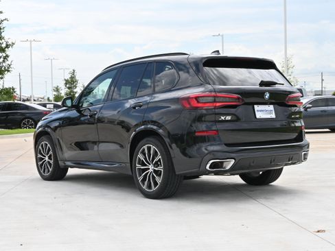 Certified 2023 BMW X5 xDrive40i w/ M Sport Package AWD/4WD image 7