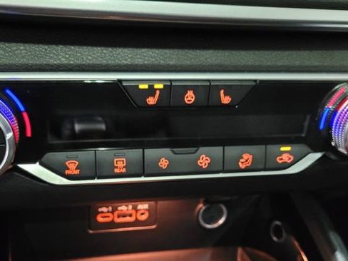 Used 2020 Nissan Altima 2.5 SV image 36