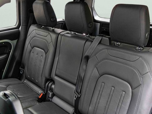 Used 2022 Land Rover Defender 110 XS Edition image 23