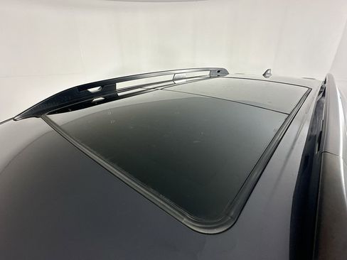 Used 2020 Subaru Ascent Limited w/ Technology Package image 30