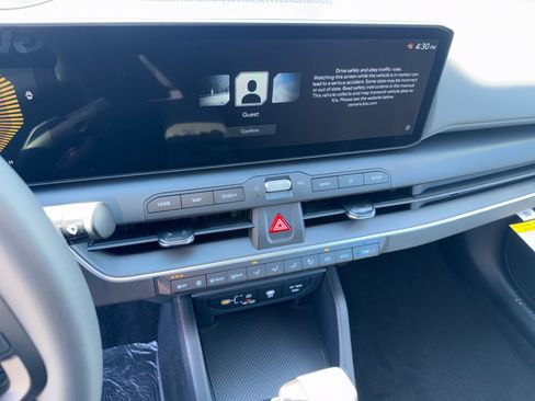 New 2026 Kia K4 LXS image 12