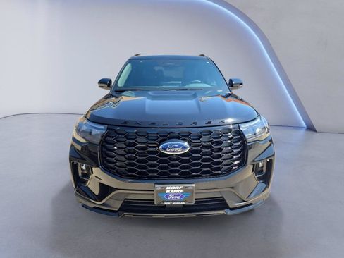 New 2026 Ford Explorer ST-Line w/ ST-Line Street Pack AWD/4WD image 2