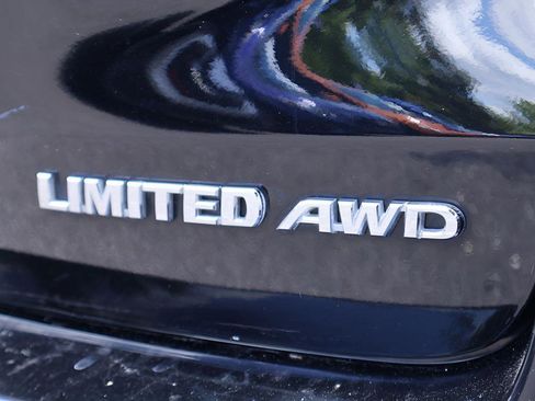 Used 2018 Toyota Highlander Limited Platinum AWD/4WD image 31