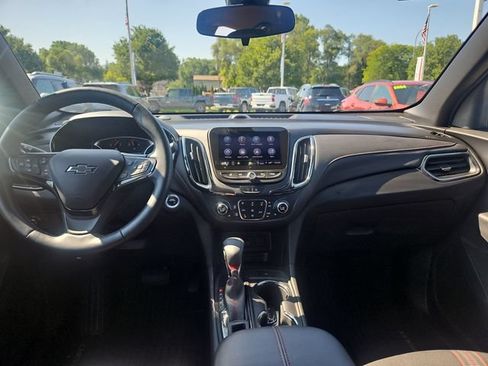 Used 2023 Chevrolet Equinox RS FWD image 13