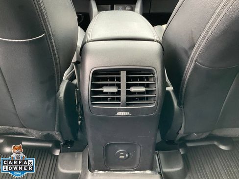 Used 2022 Ford Escape Titanium w/ Titanium Premium Package FWD image 40