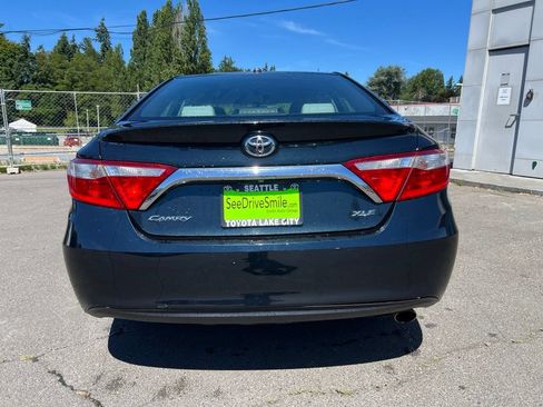 Used 2016 Toyota Camry XLE FWD image 3