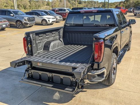 New 2026 GMC Sierra 1500 SLT w/ SLT Premium Package image 13