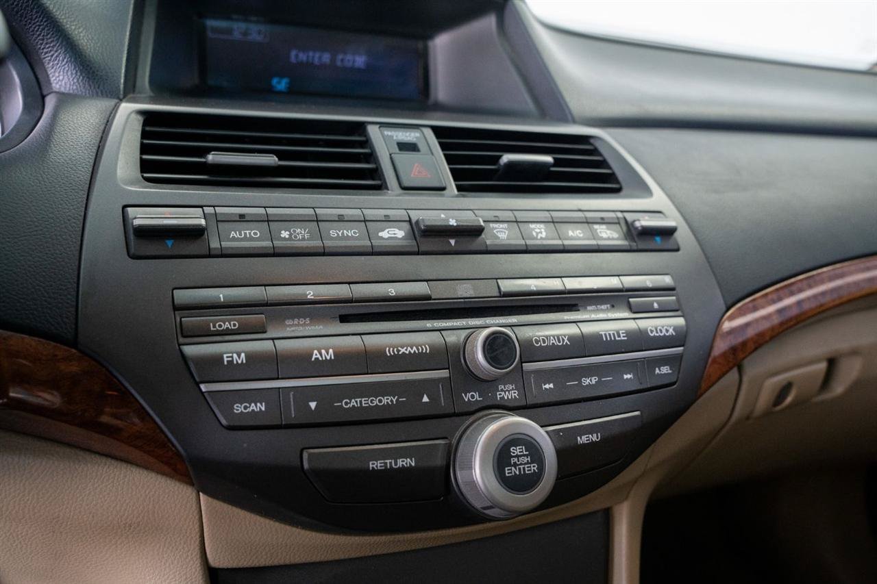 Used 2011 Honda Accord EX-L image 16