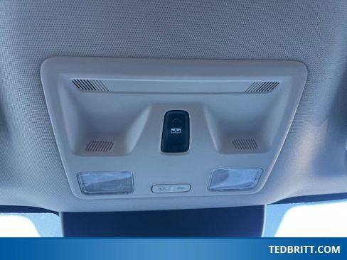 Certified 2025 Ford Maverick Lariat w/ 4K Tow Package image 40