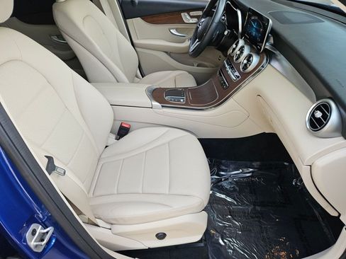 Used 2022 Mercedes-Benz GLC 300 image 26