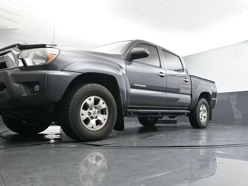 Used 2015 Toyota Tacoma 4x4 Double Cab image 31