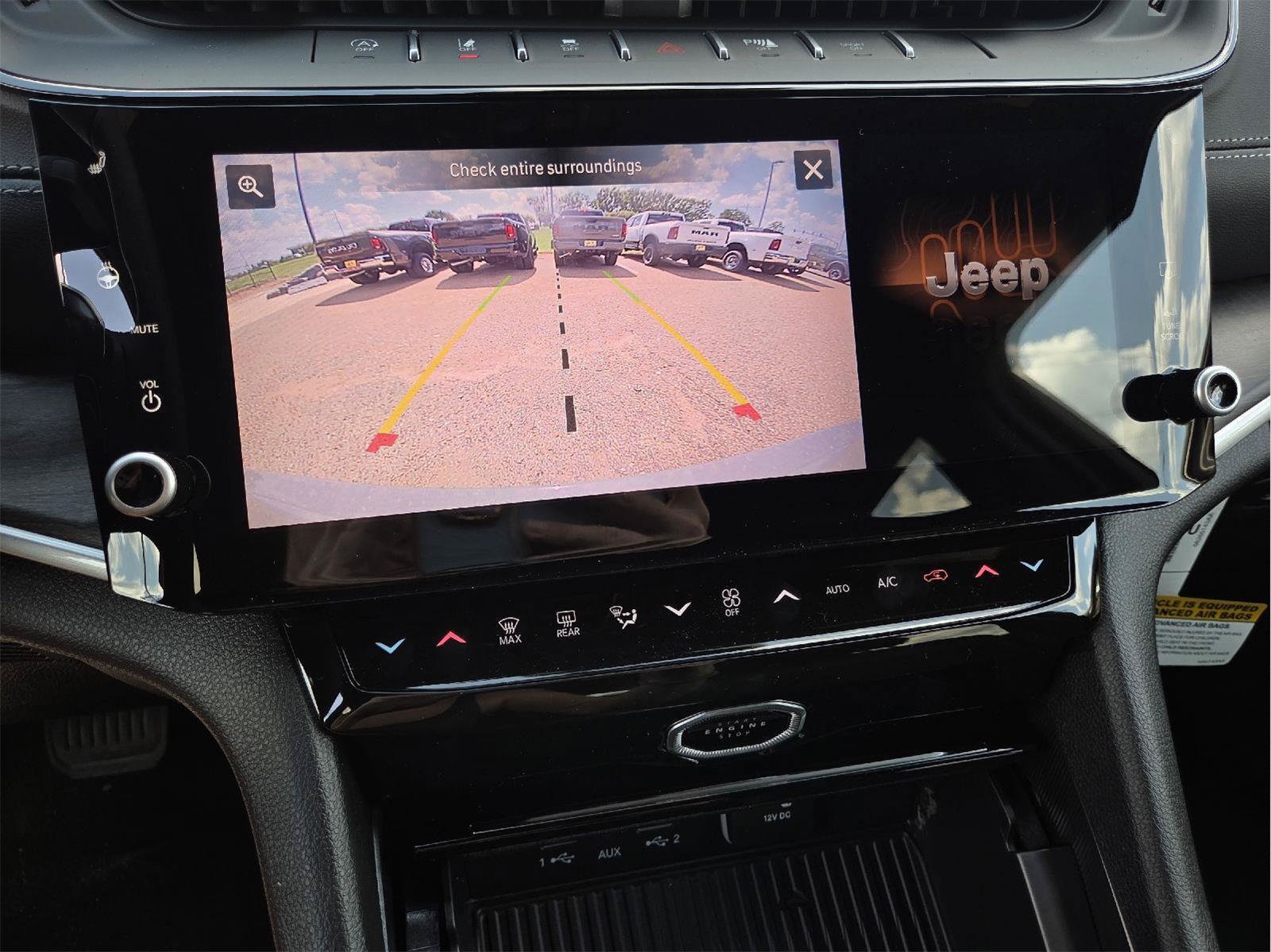 New 2027 Jeep Grand Cherokee Altitude RWD image 8
